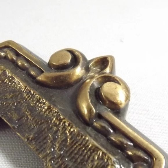 Vintage Brass Finish Switch Plate Cover, Electrical Outlet Cover for Two Plugs - Picture 3 of 10